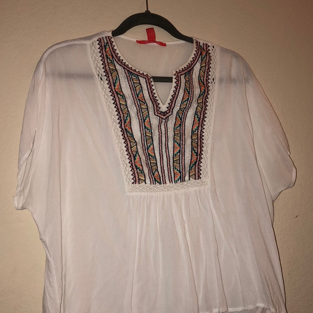 Colorful white shirt